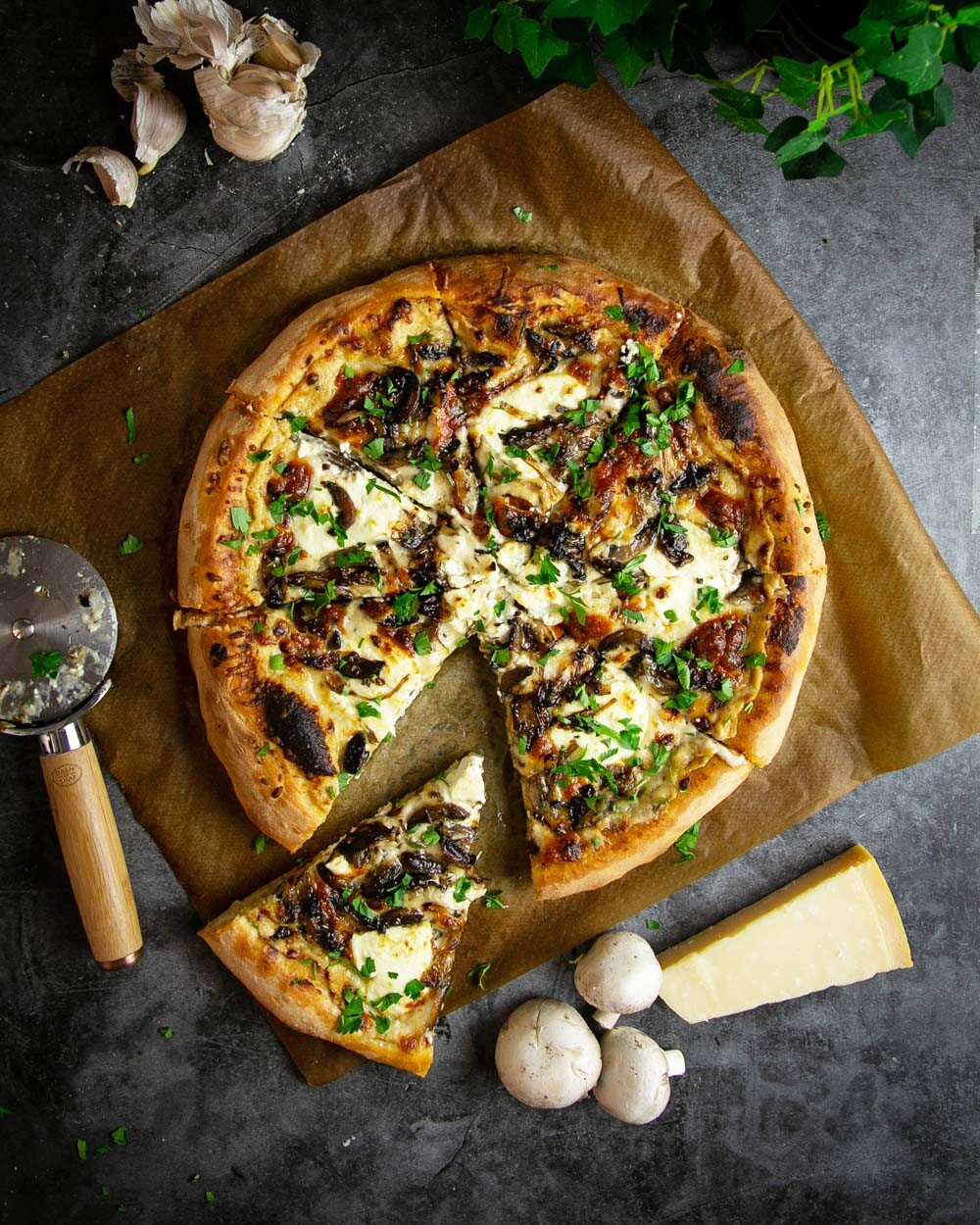 Portobello Mushroom Pizza (Medium)