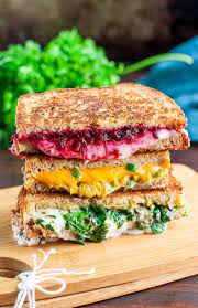 Veg Cheese Sandwich (2pcs)